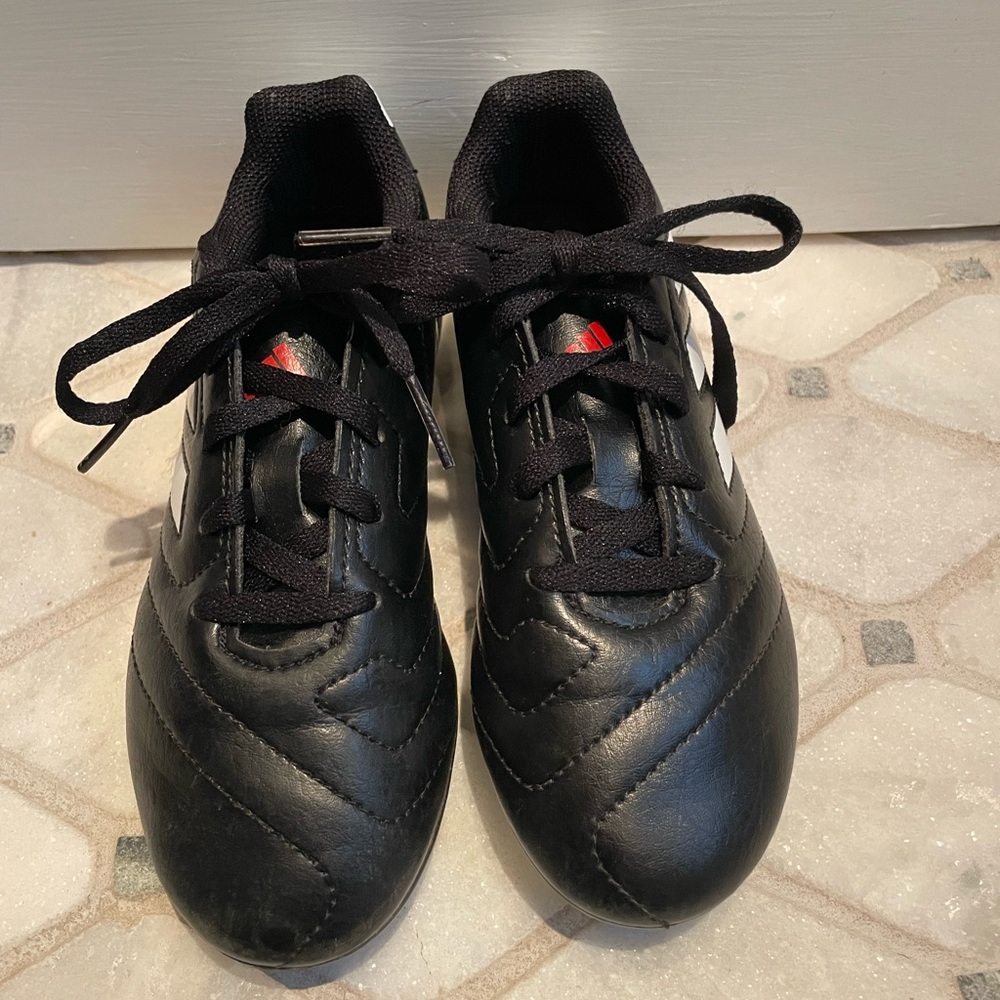 Adidas Soccer cleats. Size 13